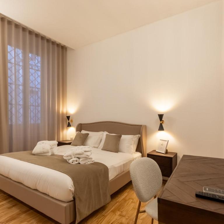 Amelie Suite Trevi - Camera King Superior - 9