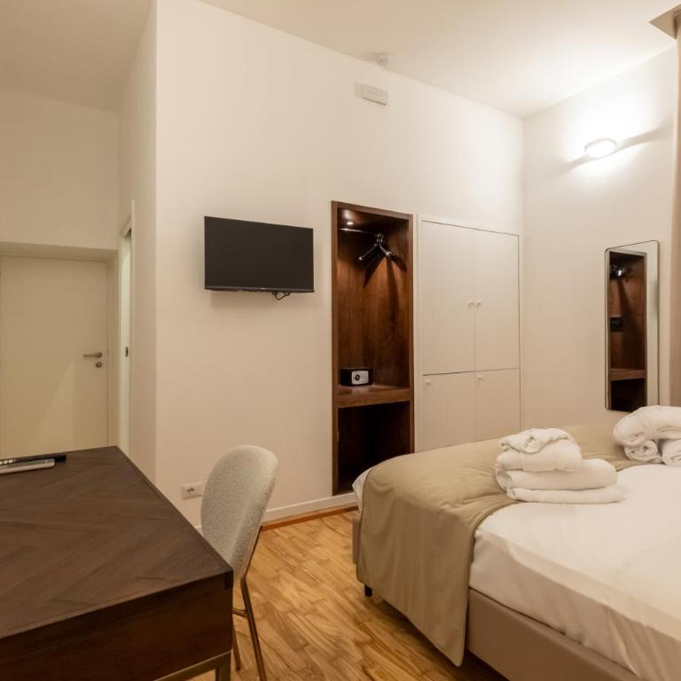 Amelie Suite Trevi - Camera King Superior - 15