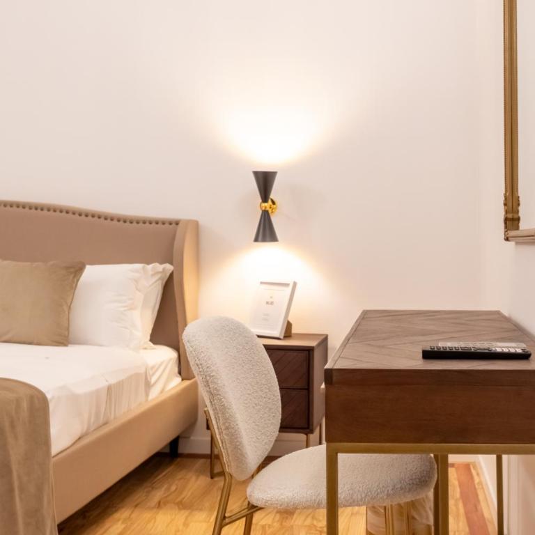 Amelie Suite Trevi - Camera King Superior - 18