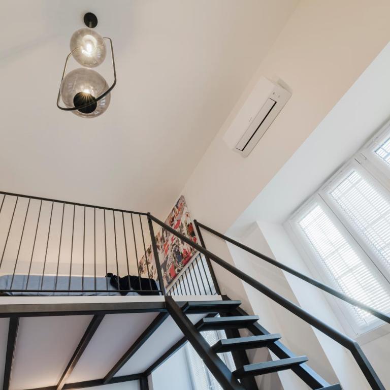 Casa in Palazzo Liberty - Centrale e Ben collegato - Appartamento con 1 Camera da Letto - 8