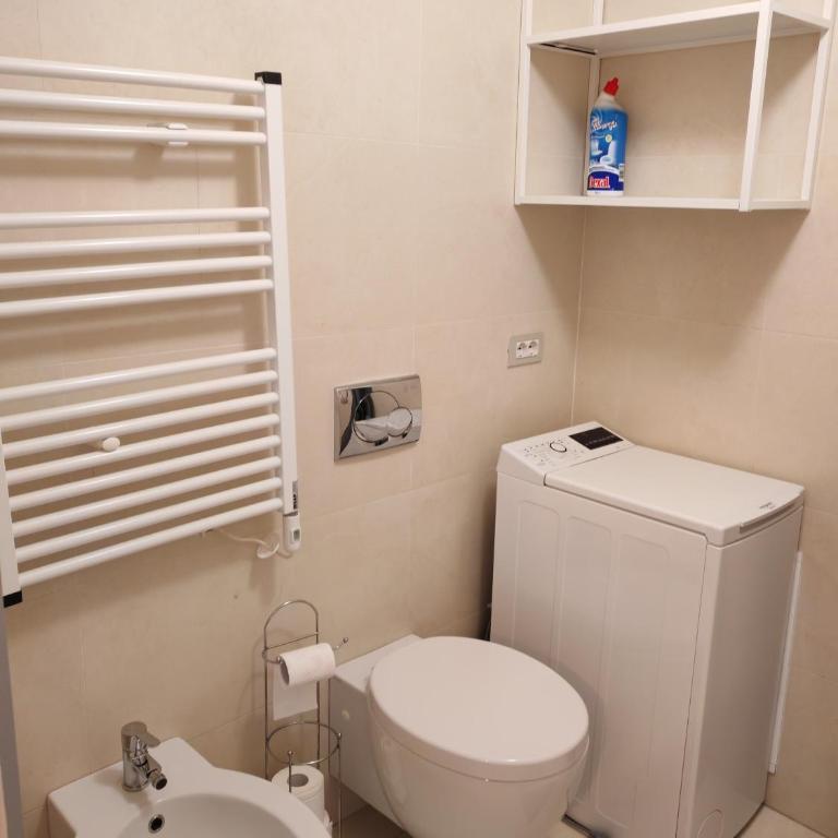 Casa Bibi Parma - Appartamento con 1 Camera da Letto - 15