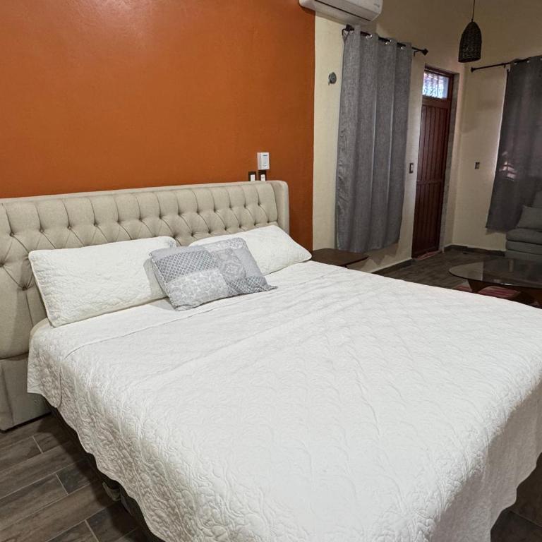 Casa Tatich Bacalar - Double Room with Private Bathroom - 2