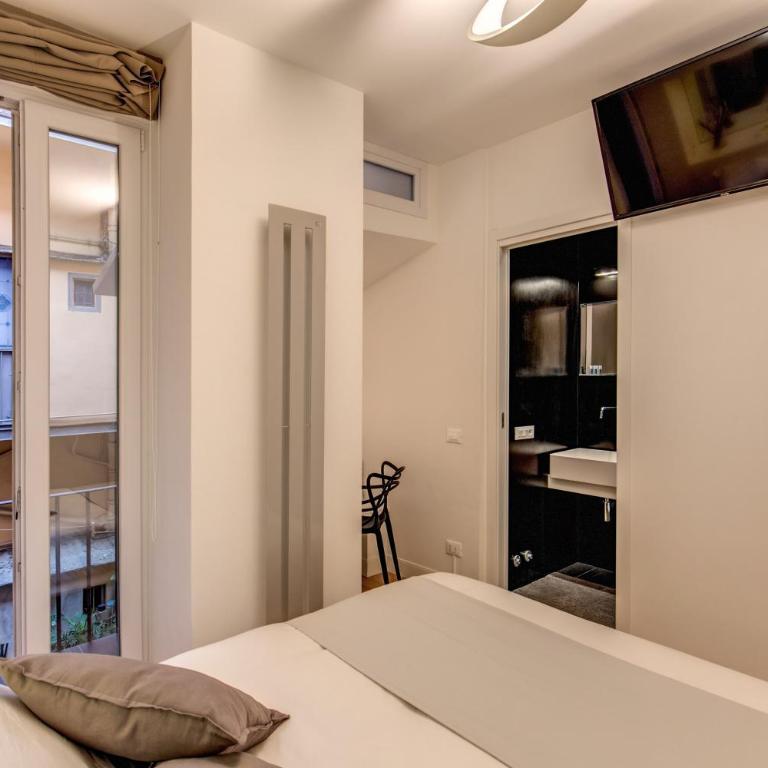 Orange Suites - Camera Matrimoniale Piccola - 7