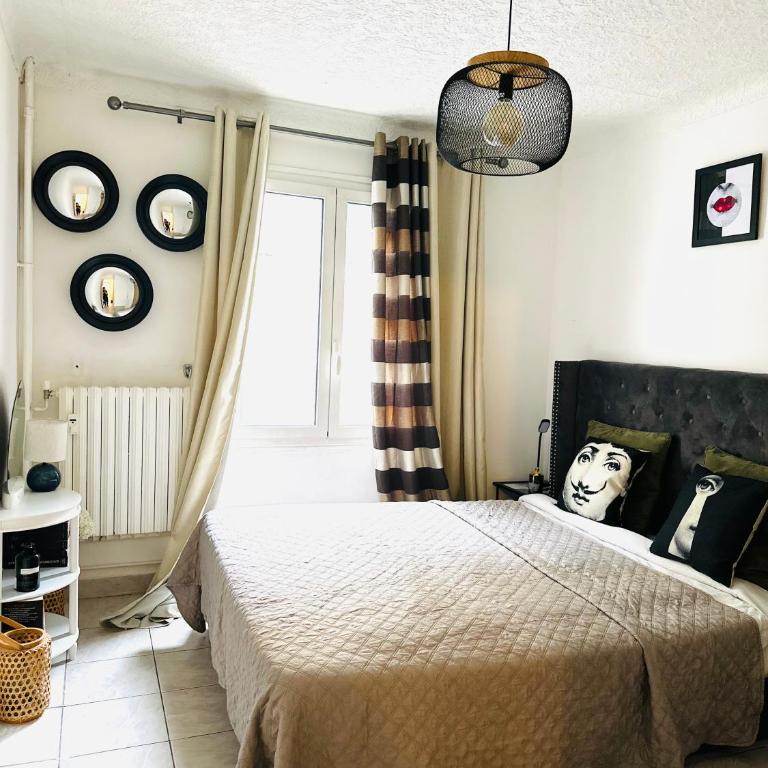 Antibes centre-ville, 2 bedrooms 6 pers, Climatisation - Appartement 2 Chambres - 12
