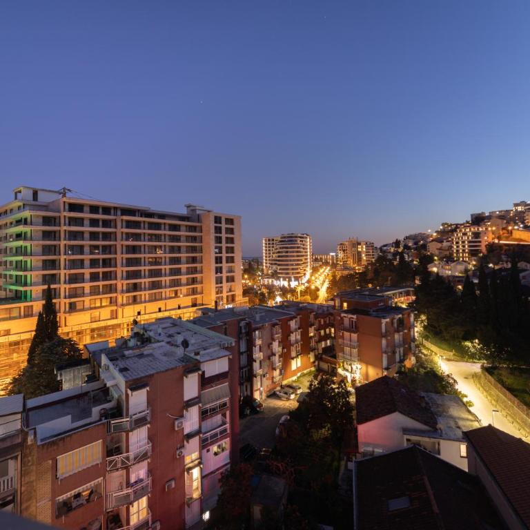 City center lux 2bdr apt with garage - Apartman sa 2 Spavaće Sobe - 17