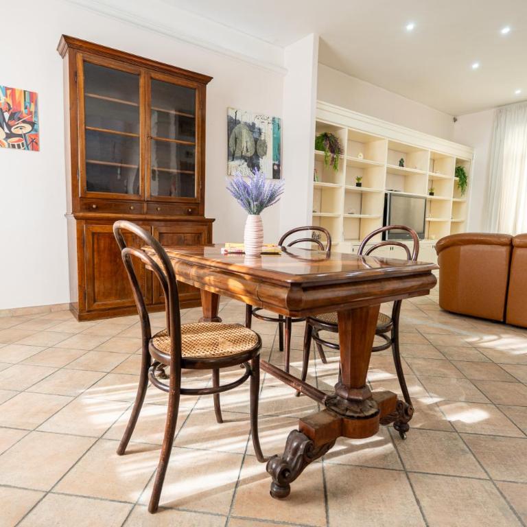Villa Alessandra- Comfort e spazio a Napoli - Casa con 4 camere da letto - 13