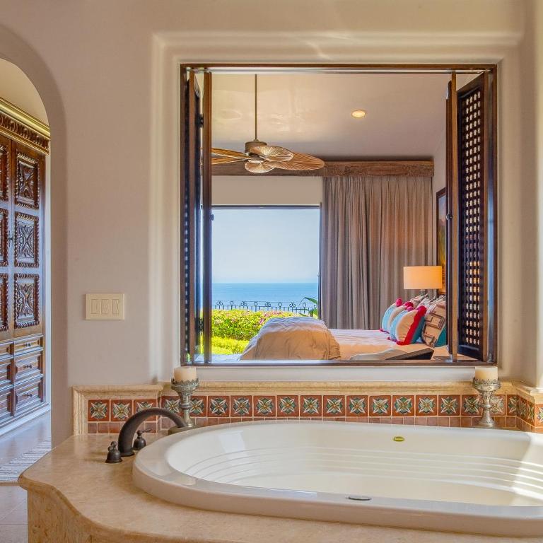 Villas Del Mar Fully Staffed and access to Golf & Palmilla Dunes Club - Deluxe Villa - 36