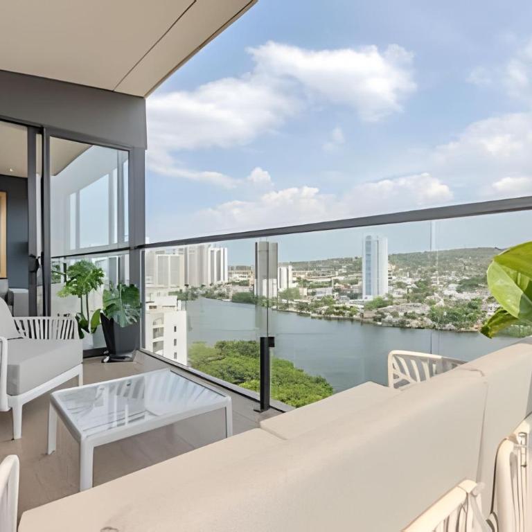 NEW Panoramic view, Infinite Pool/Historic Center - Two-Bedroom Deluxe Apartment with Balcony - 29