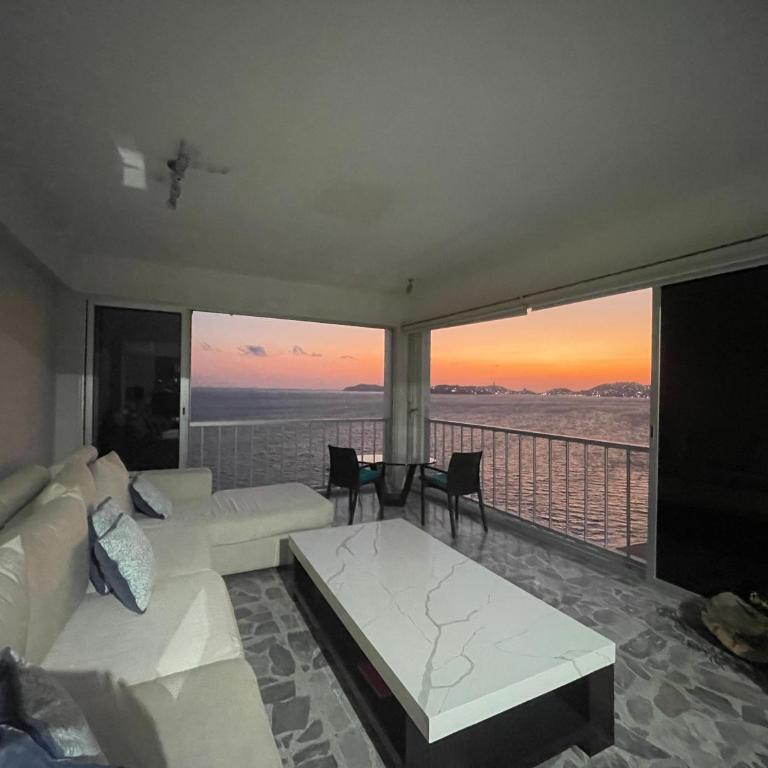 DEPARTAMENTO EN PLAYA ACAPULCO CyM - Apartamento de 2 dormitorios - 1
