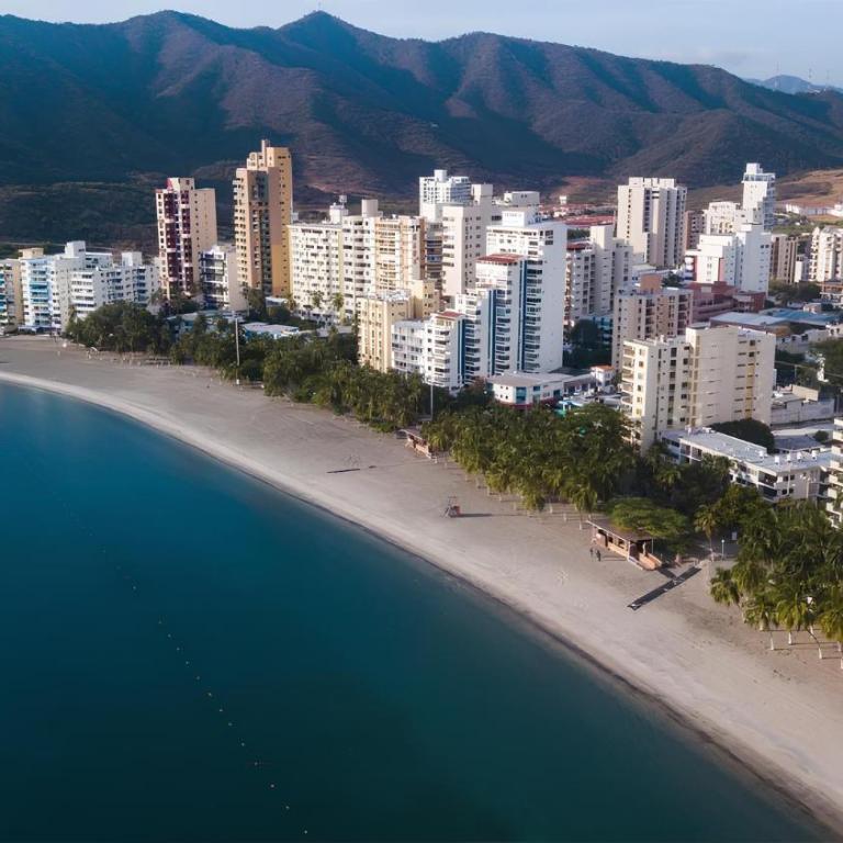 Apto playero en el Rodadero con Balcon - Apartamento - 19