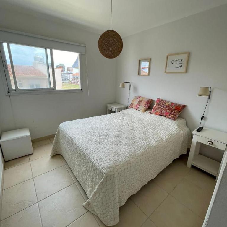 Cómodo a metros de la playa - Apartamento de 2 dormitorios con balcón y vistas al mar - 11