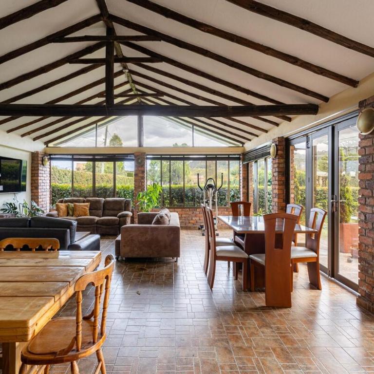 Country house with fireplace and mountain view - Casa de 5 dormitorios - 46