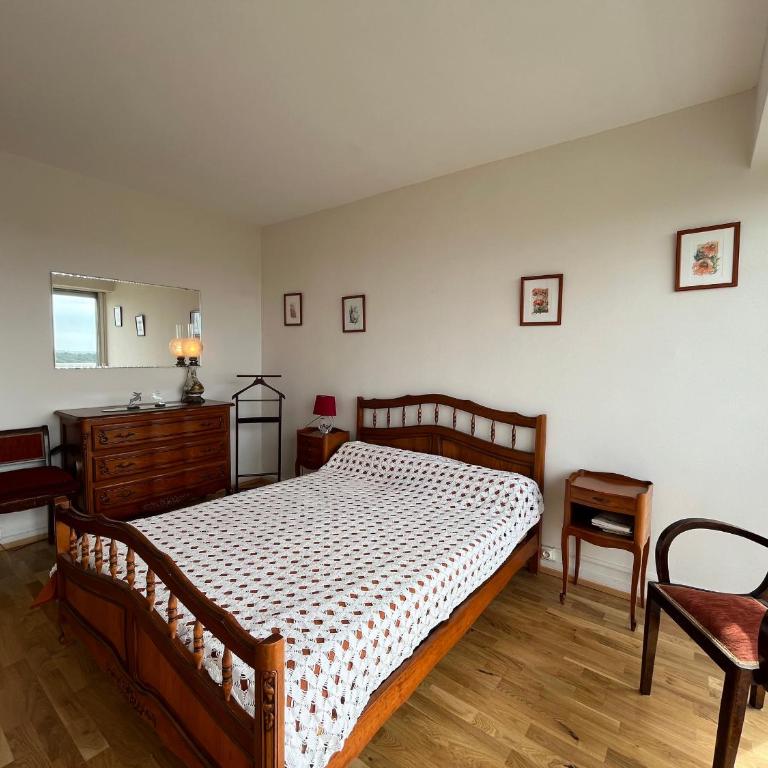 Appartement spacieux avec vue imprenable, parking privé - FR-1-319-374 - Appartement (4 Adultes) - 10