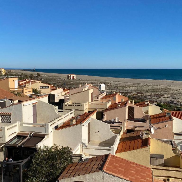 Port Leucate: Appartement T3 Duplex Climatisé, 6 Pers, Face à la Mer, Parking - FR-1-798-53 - Appartement - 10