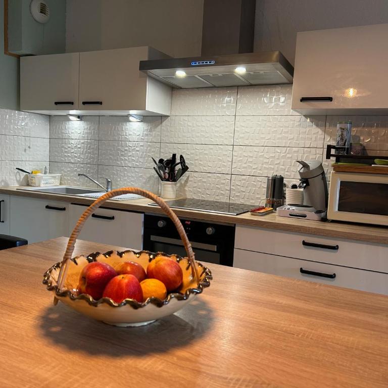 T2 Traversant Saint-Cyprien Climatisé 4/5 Pers - FR-1-793-33 - Apartment - 7