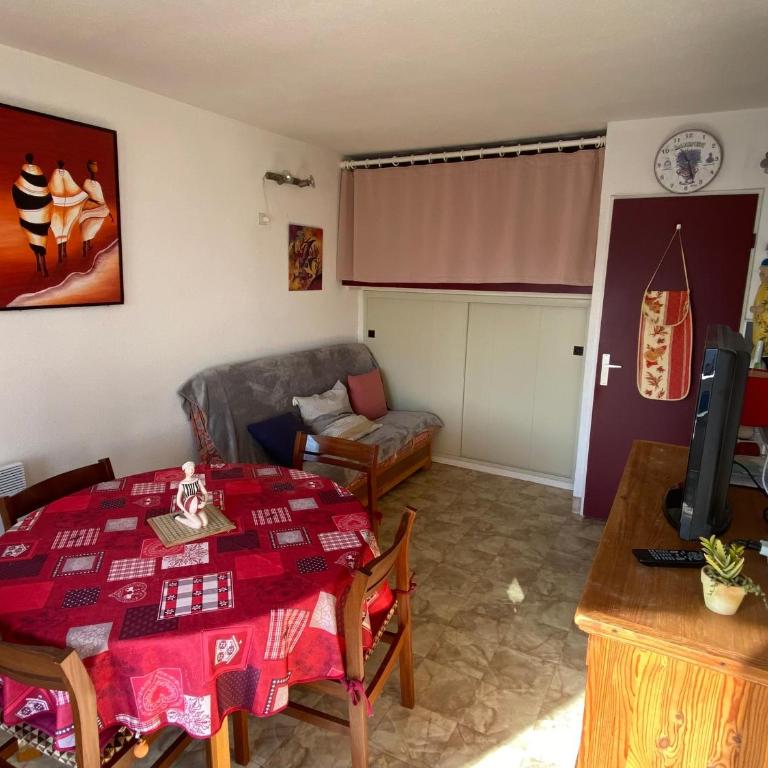 T2 climatisé avec parking, Port Leucate, 4 pers - FR-1-798-55 - Apartment - 4