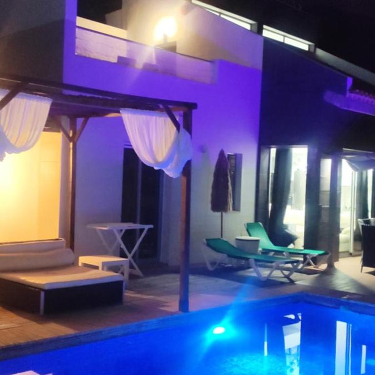 LUXURY VILLA SEA VIEWS HEATED POOL private jacuzzi wifi bbq parking tennis court - Villa - 4