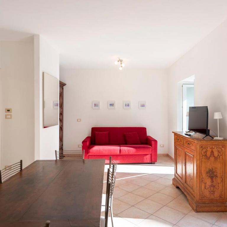 JOIVY Sunny Family Flat with Private Garden & Parking - Appartamento con 1 Camera da Letto - 7
