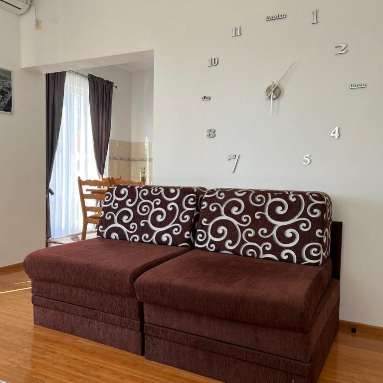 Anika - Three-Bedroom Apartment - 8