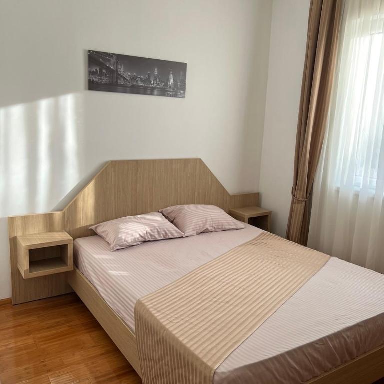Anika - Three-Bedroom Apartment - 10
