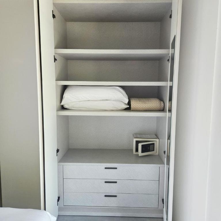 La Terrazza sul Lago - Appartamento con 2 Camere da Letto e Vista Lago - 12