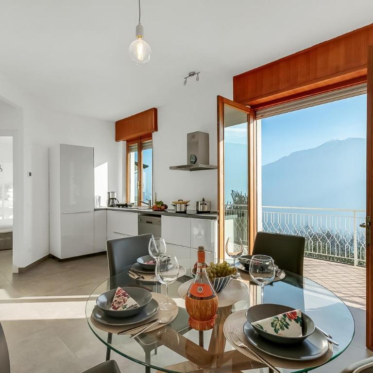 Casa Panorama in Tremosine with View Terrace - Happy Rentals - Appartamento - Piano Terra - 1