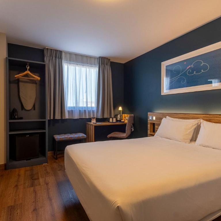 Travelodge Barcelona Poblenou - Double Room - 10