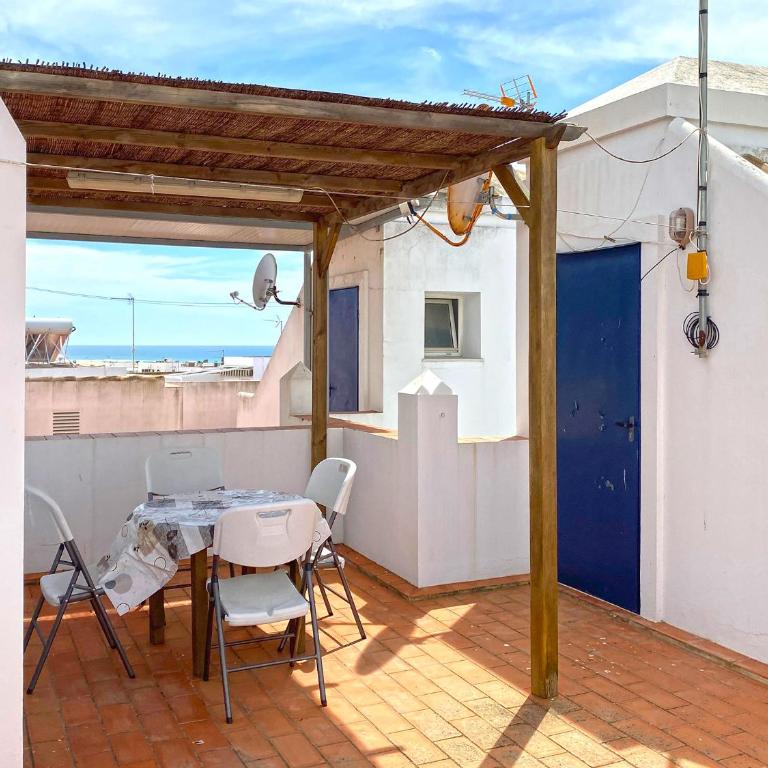 Huerta Enmedio 15 Terraced house in tranquil location in Conil center sleeps 4 - Casa de 3 dormitorios - 1