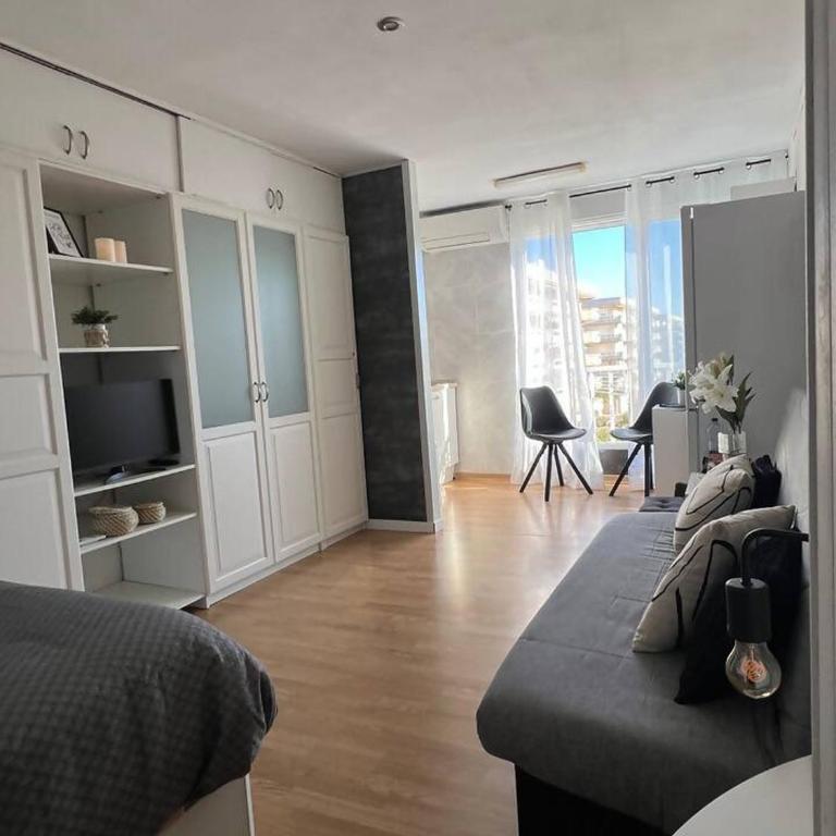 Studio w sea views & pool quiet & comfy port aventura - Apartment with Sea View - 9
