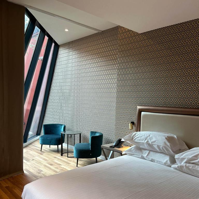 Caruso Place Luxury Rooms & Suites - Superior Double or Twin Room with Terrace - 1