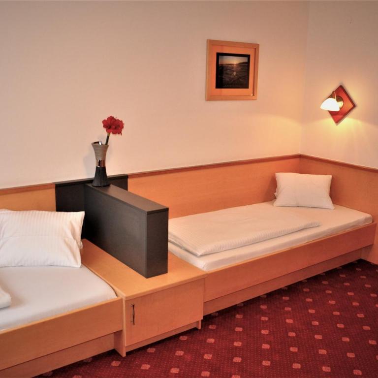 Pension Posauner - Zweibettzimmer - 7