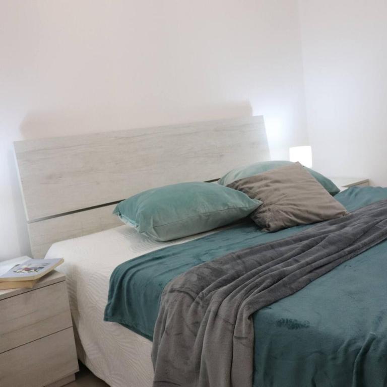 Casa Minerva Beautiful Holiday Home with Sea Castle View in the Heart of Otr - Apartment - 1