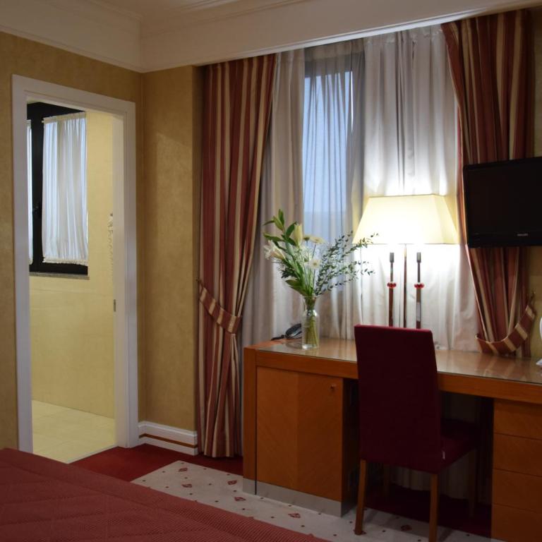 Hotel Perusia - Camera Standard Matrimoniale/Doppia con Letti Singoli - 10
