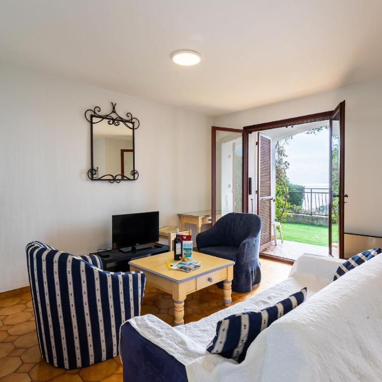 LA SOLEILLADE VI4451 By Riviera Holiday Homes - Villa - Vue sur Mer - 11