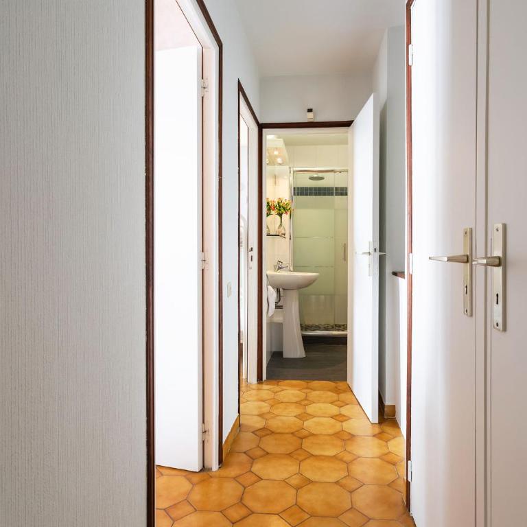 LA SOLEILLADE VI4451 By Riviera Holiday Homes - Villa - Vue sur Mer - 23