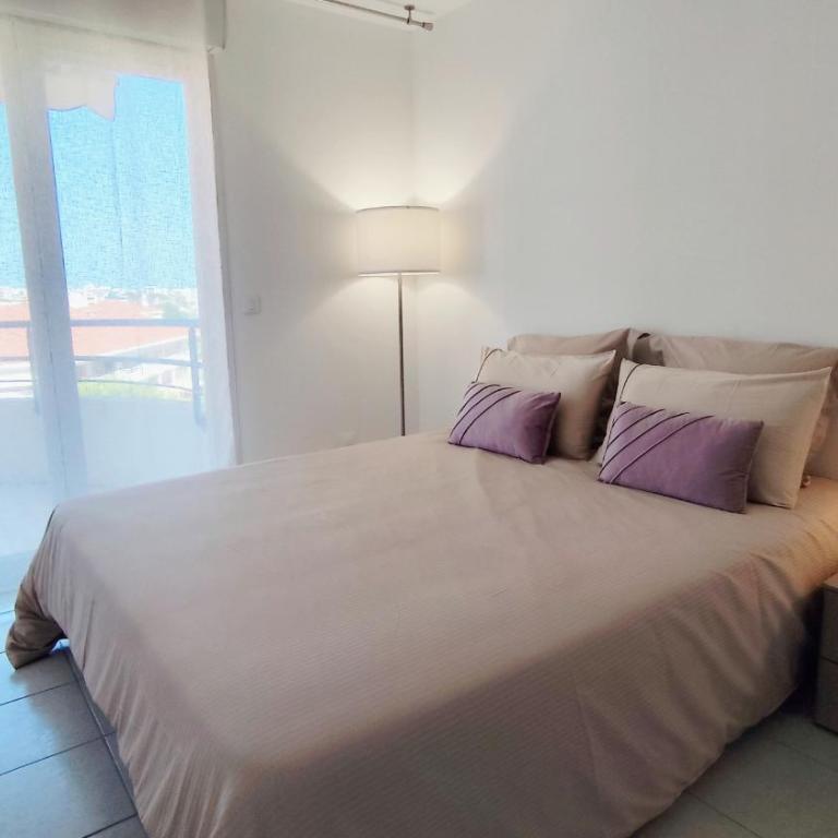 Elegant Apartment with Private Pool, Parking & 5min to beach - Appartamento con 1 Camera da Letto - 4