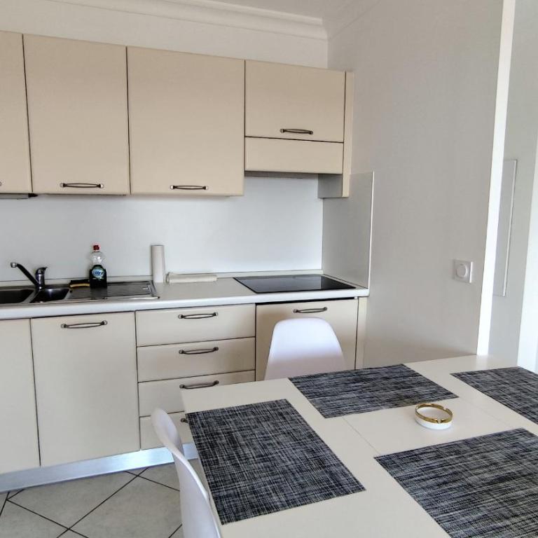 Elegant Apartment with Private Pool, Parking & 5min to beach - Appartamento con 1 Camera da Letto - 11