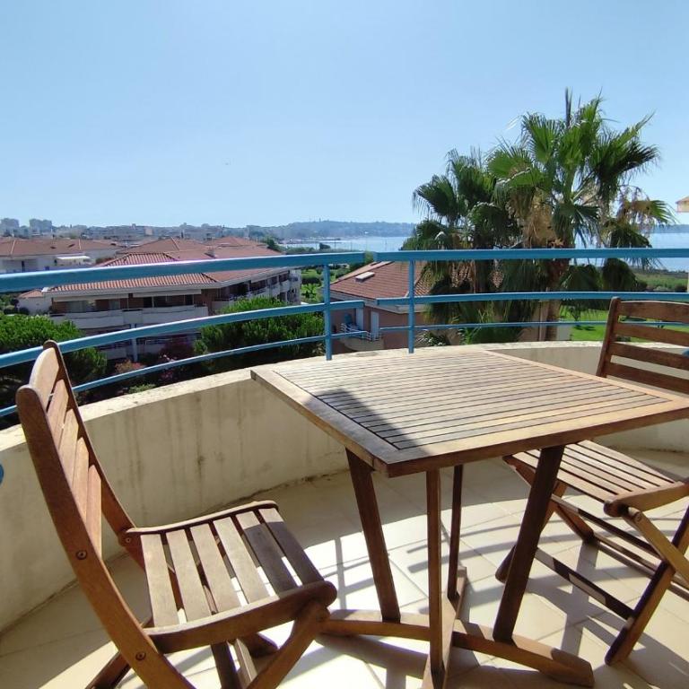 Elegant Apartment with Private Pool, Parking & 5min to beach - Appartamento con 1 Camera da Letto - 14