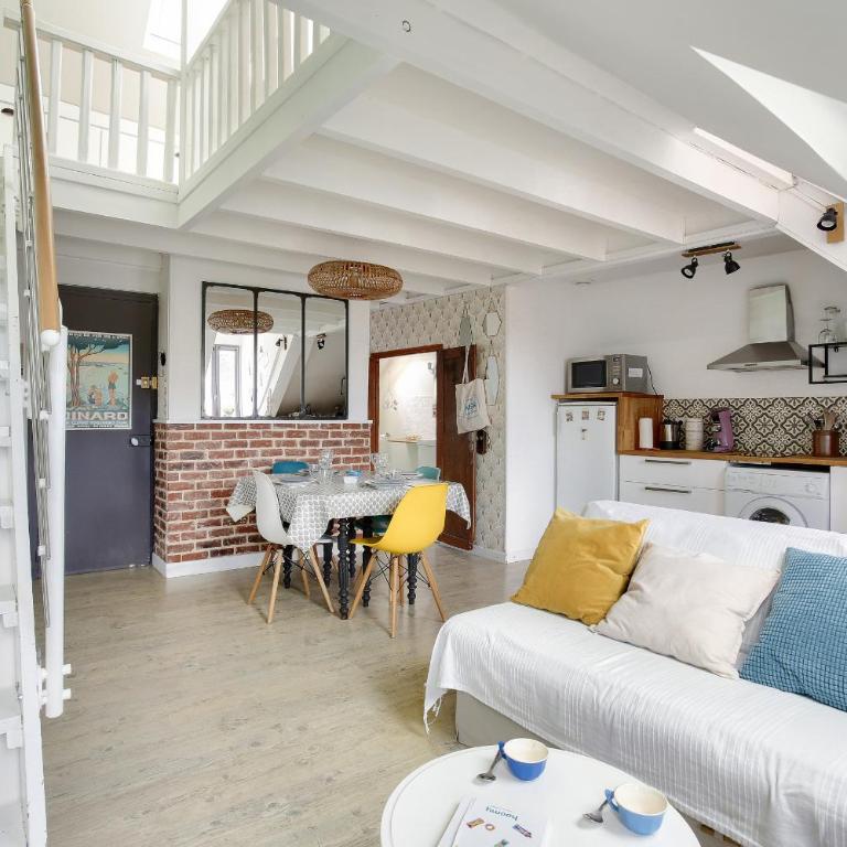 Appartement pour 4 à 200m de la plage du Prieuré - Apartment - 9