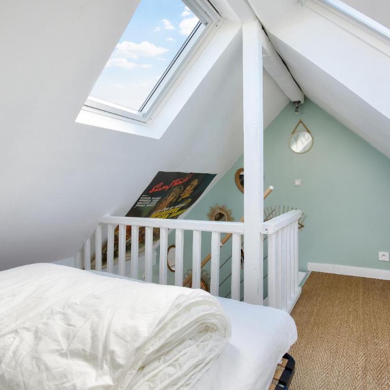 Appartement pour 4 à 200m de la plage du Prieuré - Apartment - 12