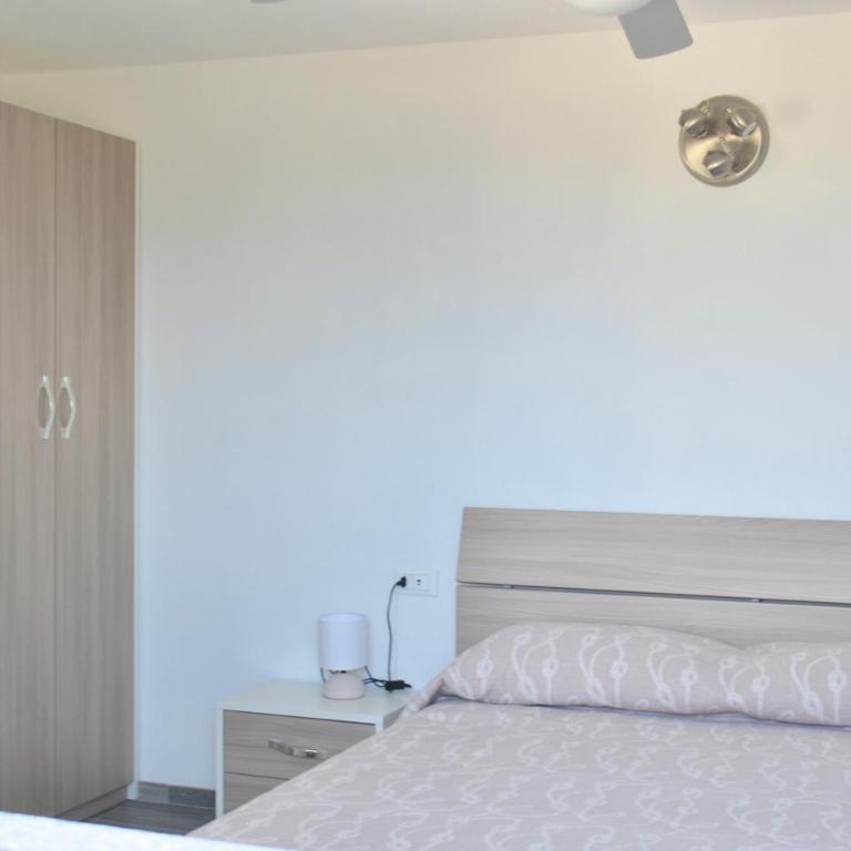 ISS Travel, Casa Smeraldo 10 beds, wonderful view of the gulf of San Teodoro - Appartamento con 4 Camere da Letto - 14