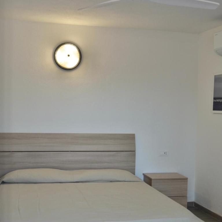 ISS Travel, Casa Smeraldo 10 beds, wonderful view of the gulf of San Teodoro - Appartamento con 4 Camere da Letto - 20
