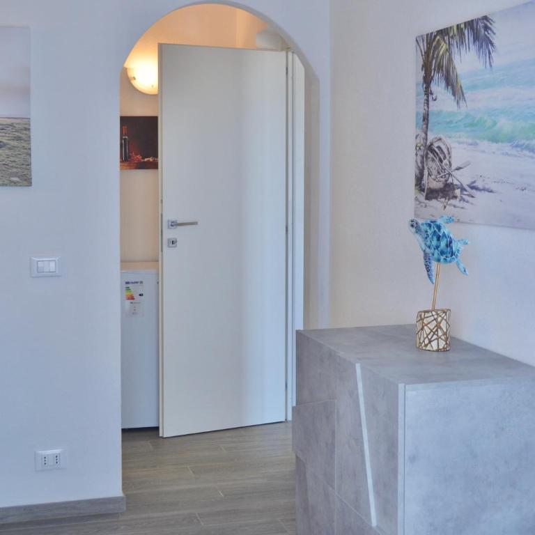 ISS Travel, Casa Smeraldo 10 beds, wonderful view of the gulf of San Teodoro - Appartamento con 4 Camere da Letto - 27