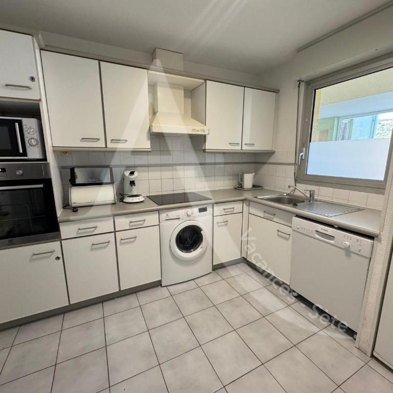 SPACIEUX APPT 2 CHAMBRES QUARTIER DES PLAGES - Appartement 2 Chambres - 3