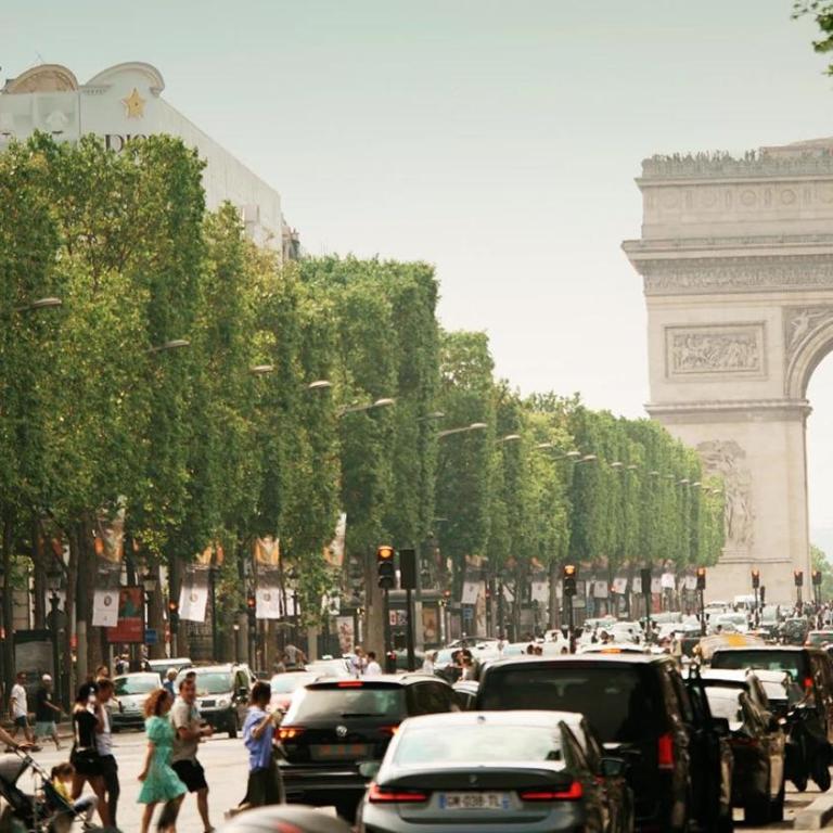 Urban Flat 129 - Sublime Art Love Champs-Elysees - Apartment - 37