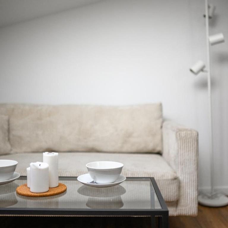 Vieux Nice - Dernier étage climatisé - Appartement 1 Chambre - 13