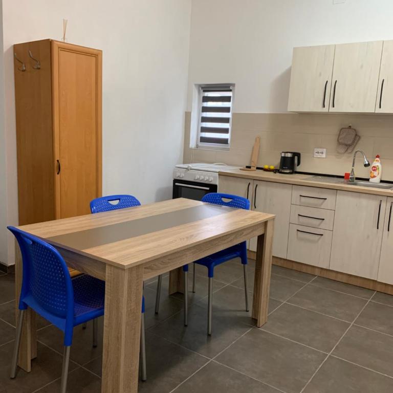 Mariyka Apartaments 2 - Studio s King-sajz Krevetom i Sofom na Izvlačenje - 4