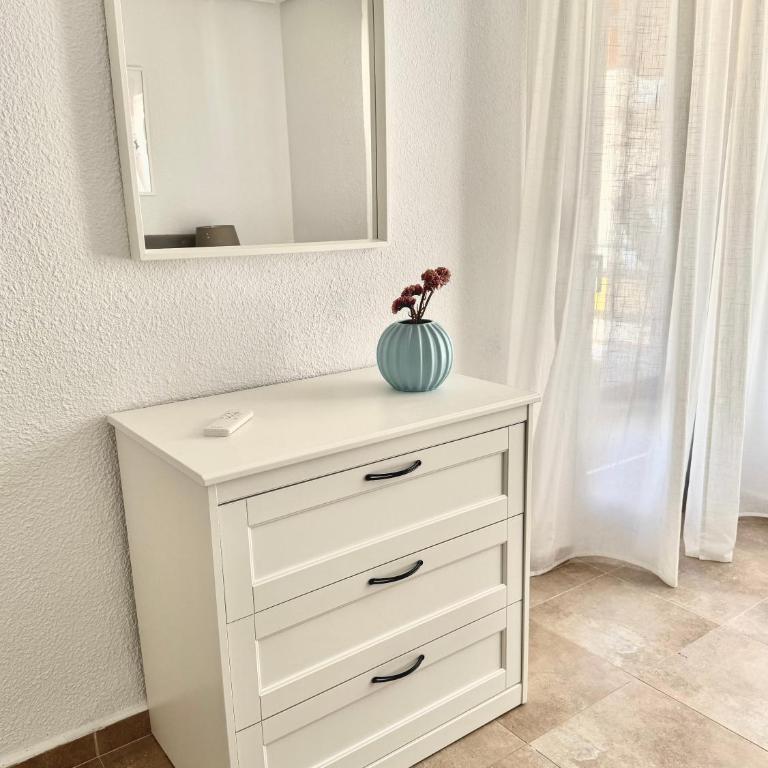 Del Mar 4 Deluxe Apartament Torrevieja Playa del Cura - Two-Bedroom Apartment - 15