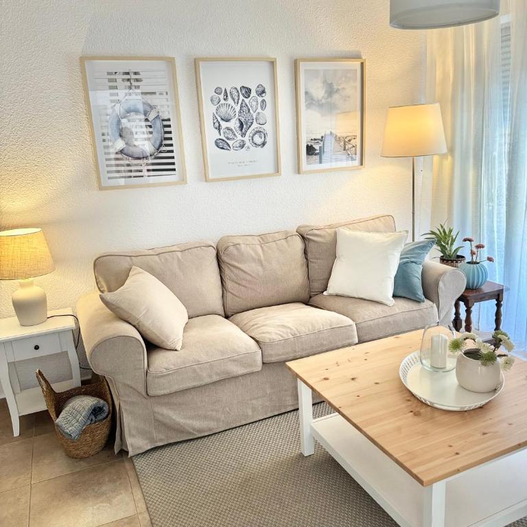 Del Mar 4 Deluxe Apartament Torrevieja Playa del Cura - Two-Bedroom Apartment - 1