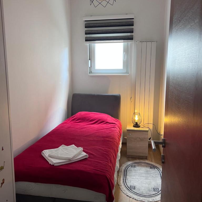 Oasis Royal Apartments - Two-Bedroom Deluxe Apartment with Garden View - 1